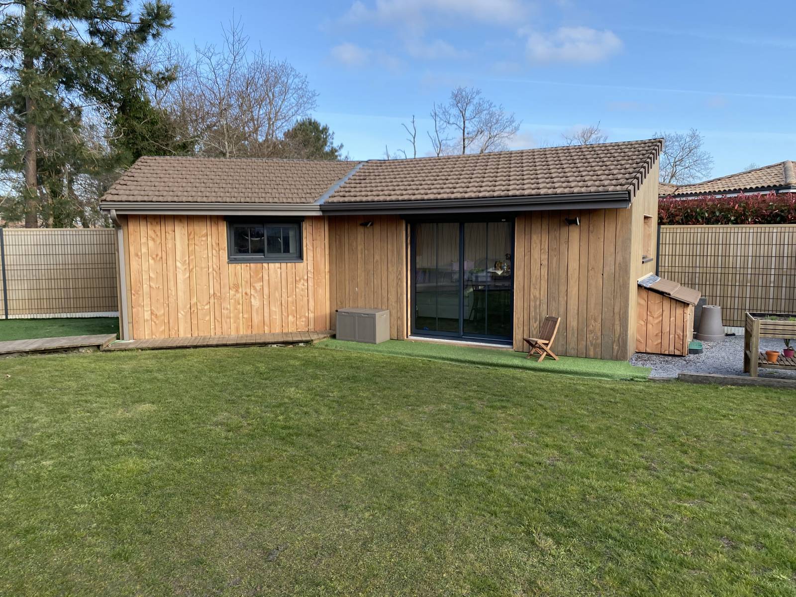 Transformation et aménagement intérieur d'un garage en studio à Arès